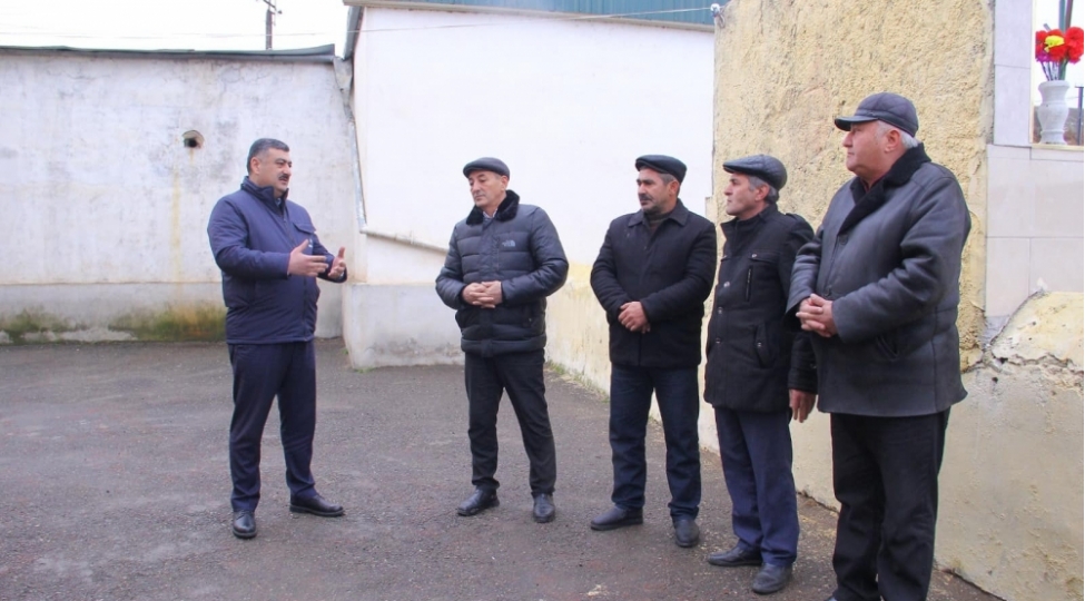 achiq-mikorfonaksiyasi-tovuzun-ashagi-qushchu-kendinde-reallashib-foto