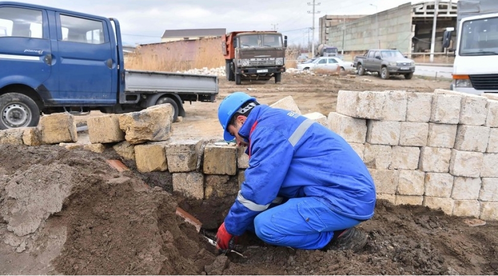 bakinin-bineqedi-rayonunda-sudan-qanunsuz-istifade-hallari-ashkarlanib-fotovideo-2