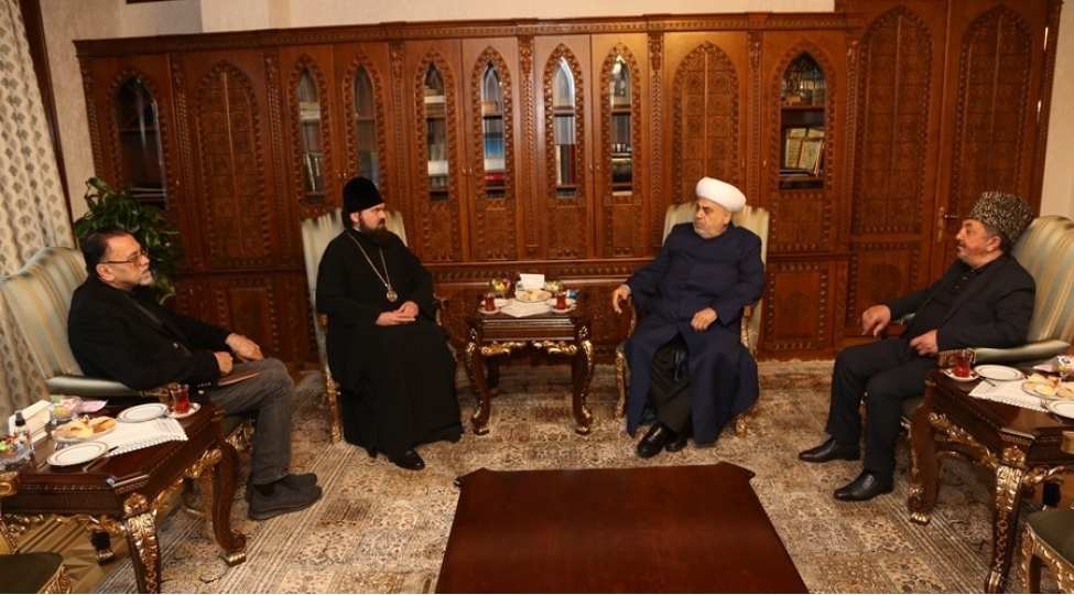 qmi-sedri-rus-pravoslav-kilsesinin-azerbaycan-ve-baki-yeparxiyasi-rehberi-vezifesinin-muveqqeti-icrachisini-qebul-edib