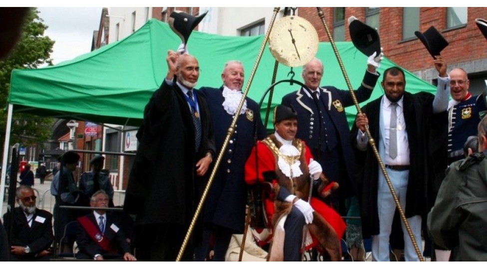 bu-ingilis-eneneleri-sizi-chox-teeccublendirecek-fotolar