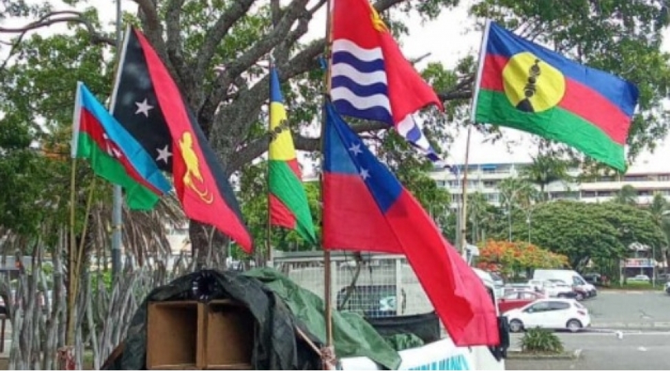 yeni-kaledoniyada-fransa-nazirlerinin-seferine-etiraz-fotovideo