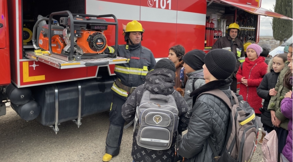 fhn-fuzulide-orta-mektebde-telim-kechirib-fotovideo