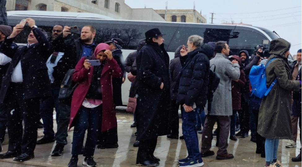 beynelxalq-konfransin-ishtirakchilari-shusha-sheherinin-tarixi-mekanlari-ile-tanish-olublar-yenilenib