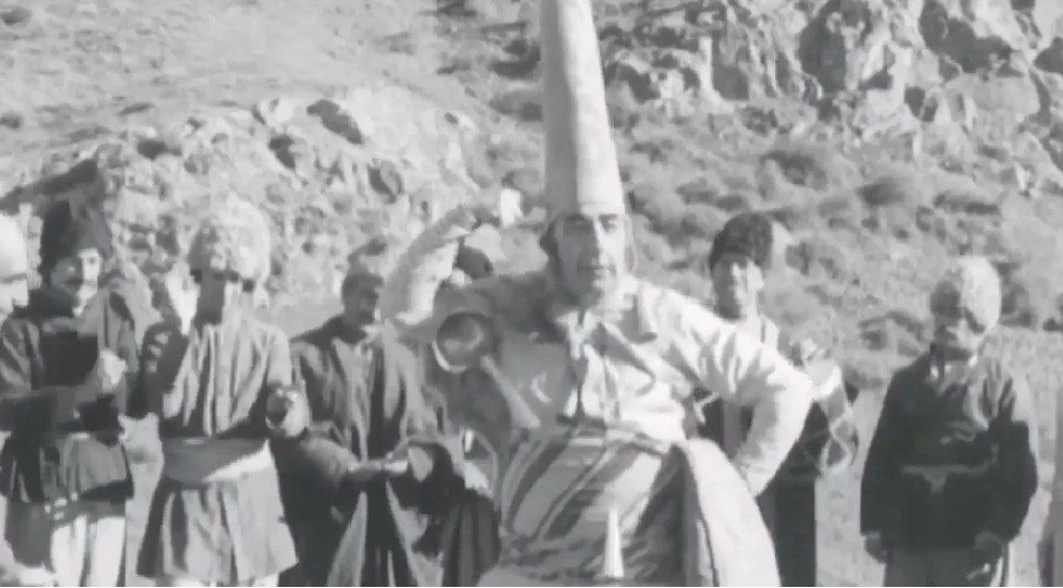 1970-ci-illerde-kosa-kosa-xalq-tamashasindan-olan-nadir-goruntuler