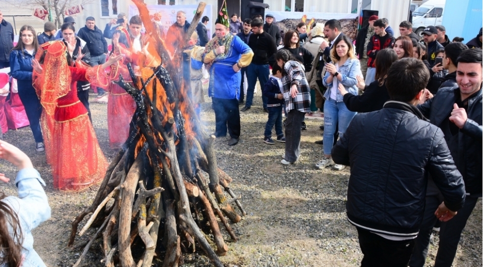 keshikchidagda-novruz-eneneleri