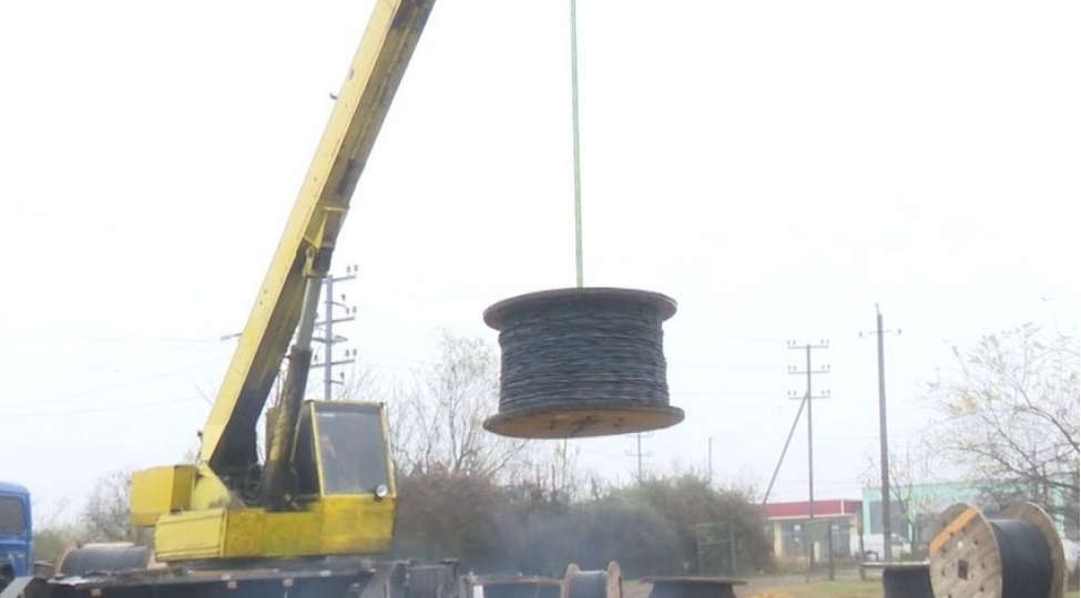 azerishiq-berdenin-elektrik-teserrufatini-yenileyir-video