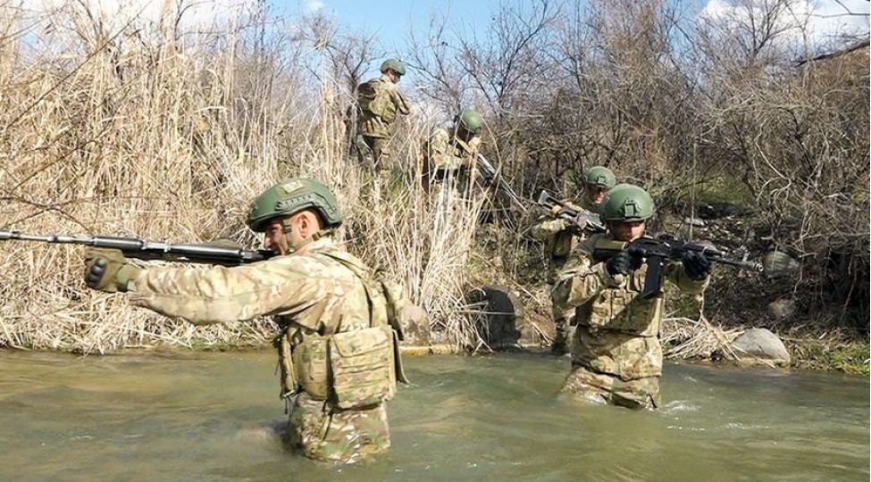 azerbaycanin-xususi-teyinatlilari-naxchivanda-telim-kechib-sherti-dushmenin-obyektlerine-basqin-edilib