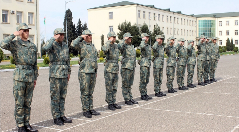 yeni-gelen-chagirishchilarin-herbi-hisselerde-qebulu-davam-edir-foto