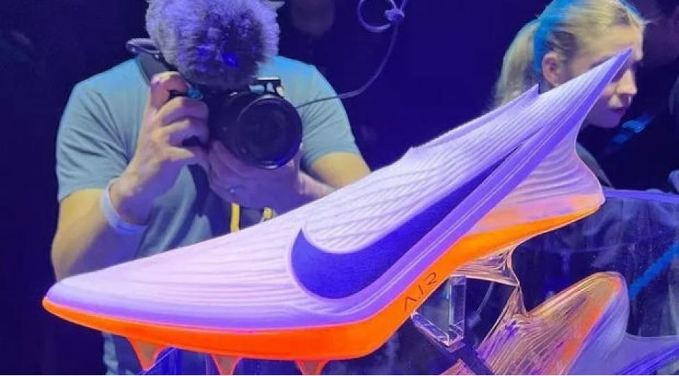 suni-intellektin-novbeti-uguru-foto