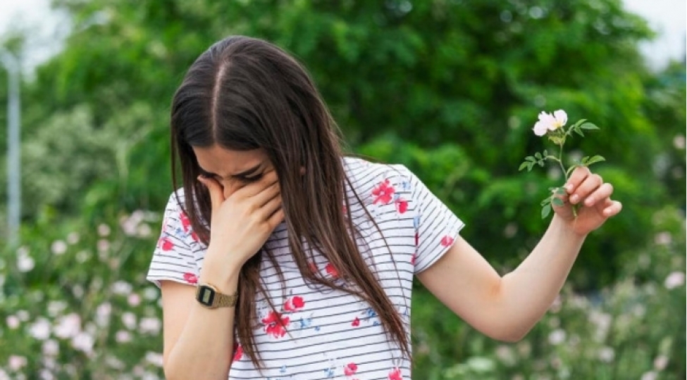 movsumi-allergiya-ile-nece-mubarize-aparmaq-olar