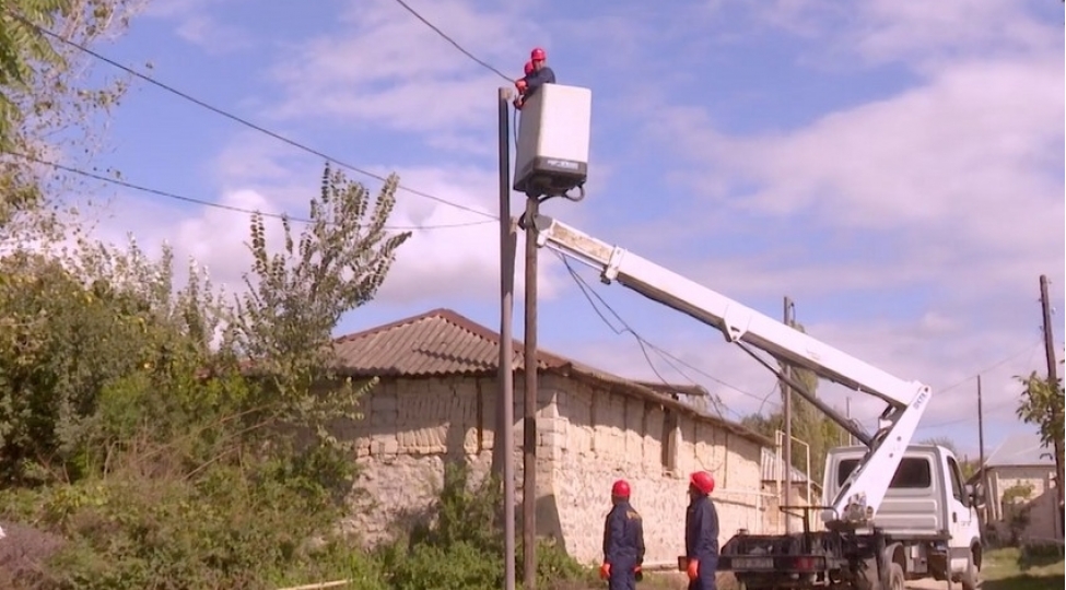 azerishiq-sheki-ve-balakenin-elektrik-shebekesini-yenileyir-video