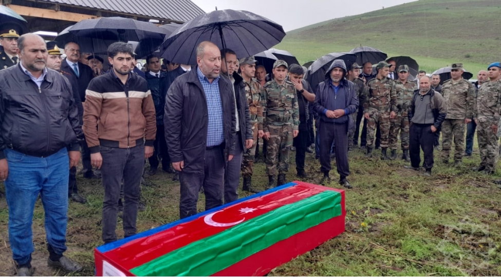lerikde-birinci-qarabag-muharibesinin-shehidi-zahid-abbasov-defn-edilib