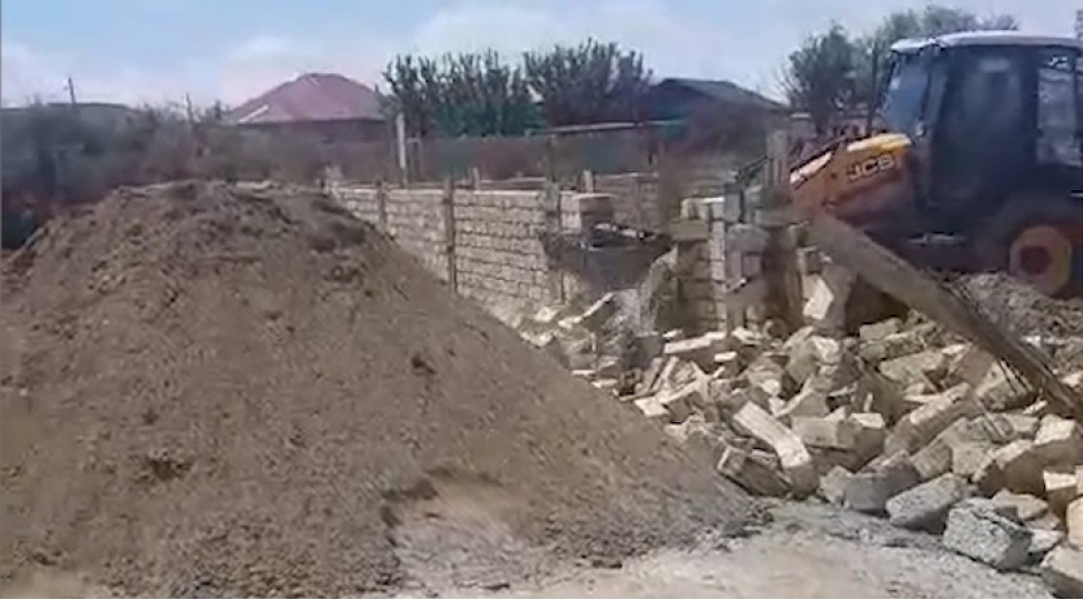 nazirlik-terefinden-daha-bir-qanunsuz-tikintinin-qarshisi-alinib