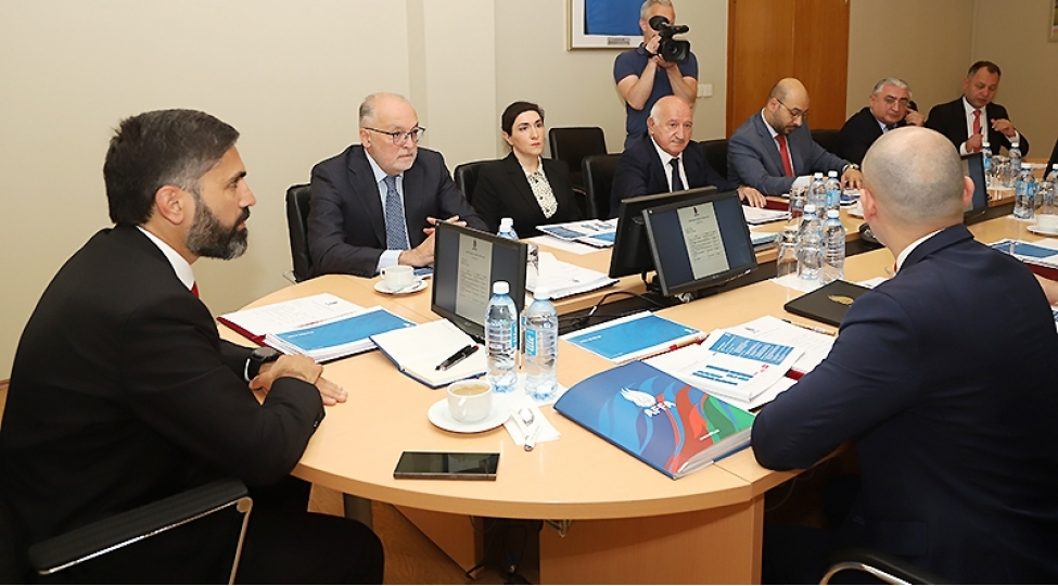 affa-ashagi-yash-qruplarindan-ibaret-millilerin-bash-meshqchileri-ile-muqavile-muddetini-uzadib