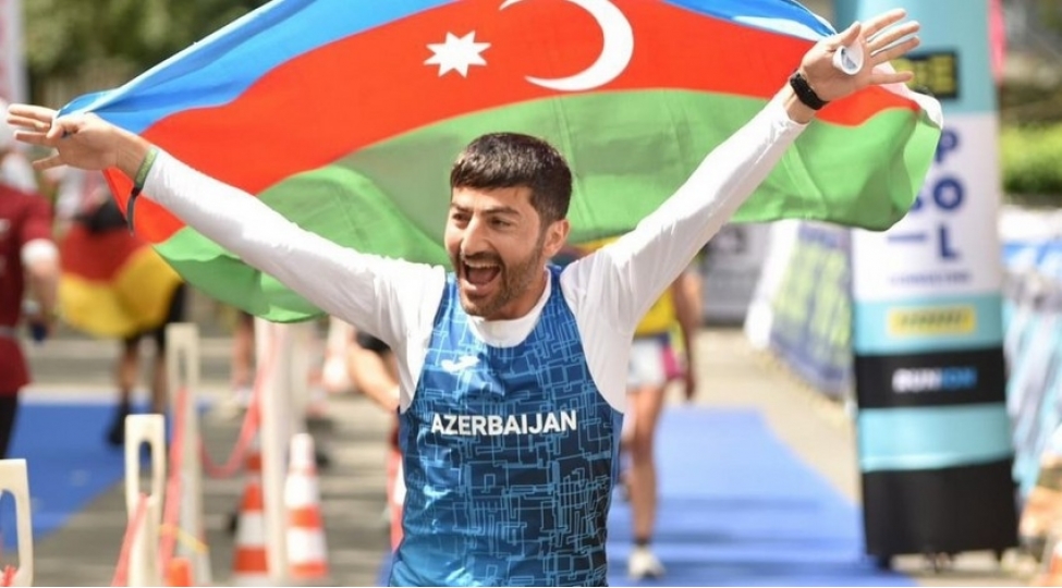 azerbaycan-atleti-macaristanda-gumush-medal-qazanib