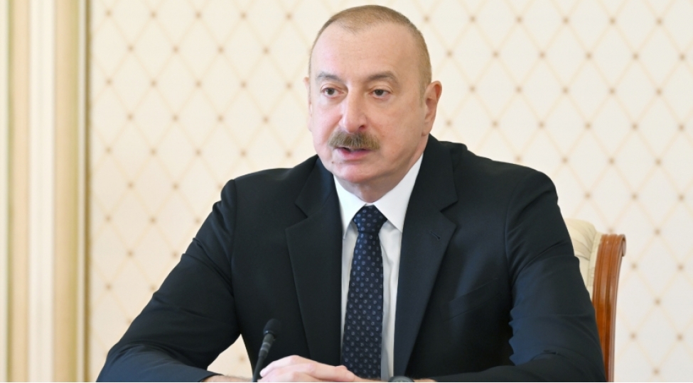 eziz-ezizov-suraxani-rayon-icra-hakimiyyetinin-bashchisi-vezifesinden-azad-edilib