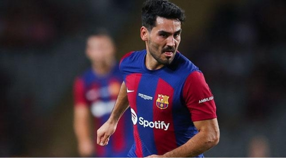 ilkay-gundogan-barselonada-qalacaq