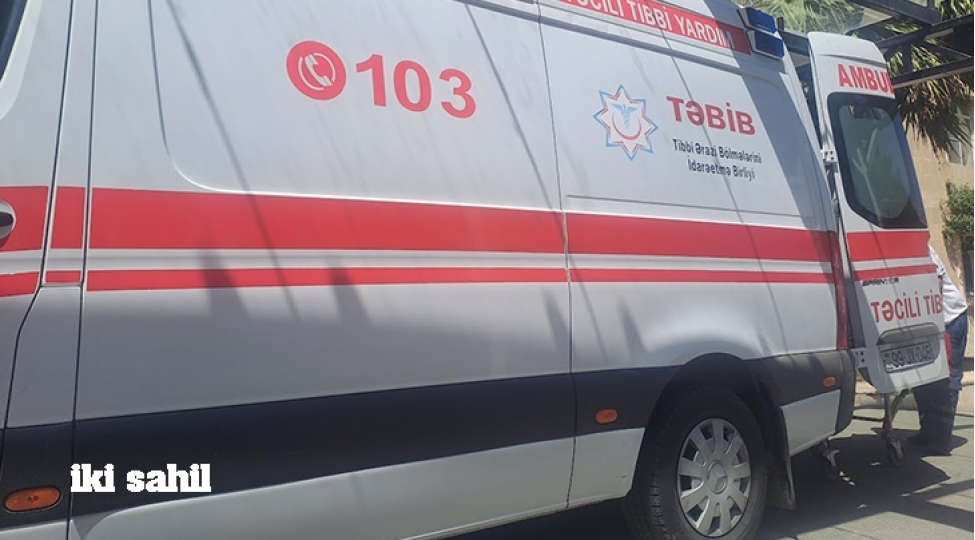 mercedes-ile-qazel-toqqushub-sernishin-olub