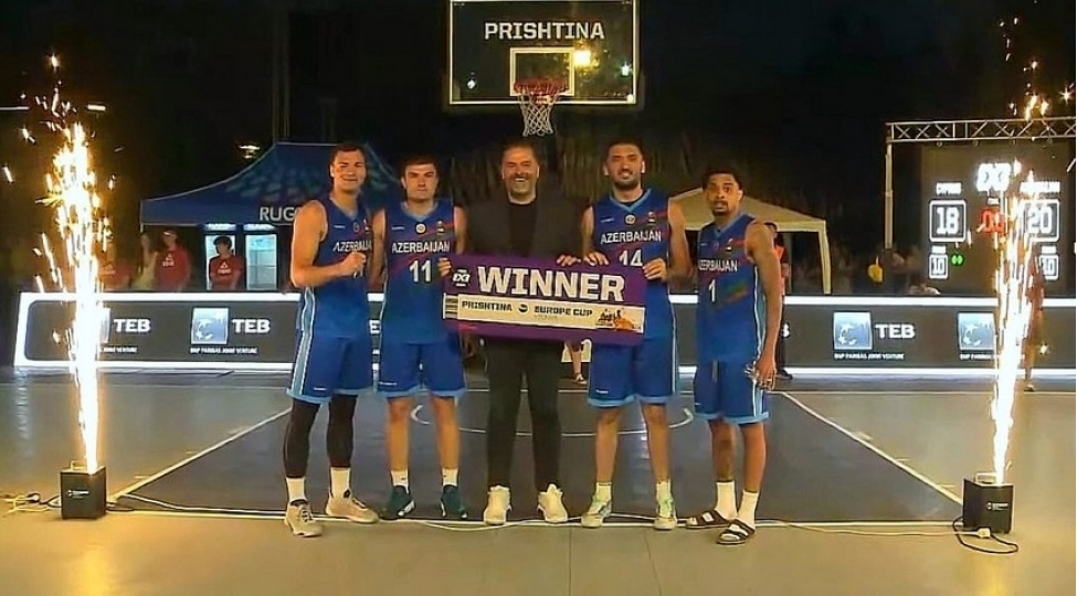 kishi-basketbolchularimiz-avropa-kubokunun-finalinda-yenilenib-2