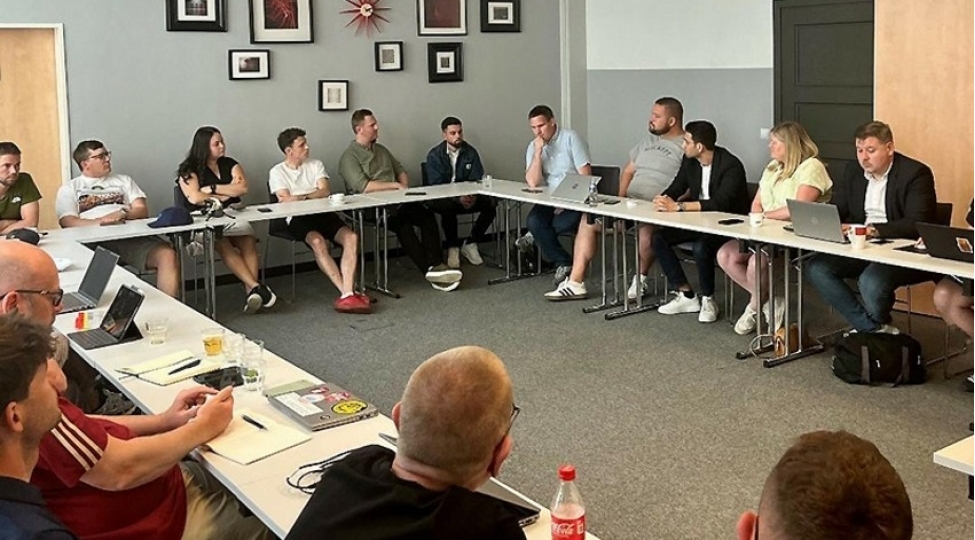 affa-resmisi-avropa-futbol-azarkeshleri-teshkilati-terefinden-kechirilen-gorushde-ishtirak-edib