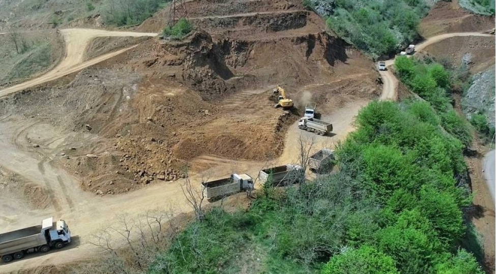 xankendi-shusha-lachin-avtomobil-yolunun-tikintisi-davam-edir-video