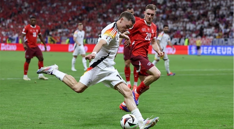 avro-2024-almaniya-ile-isvechre-pley-offa-da