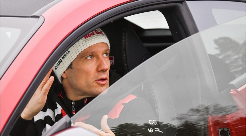 fransali-pilot-polshada-agir-qezaya-ugrayib