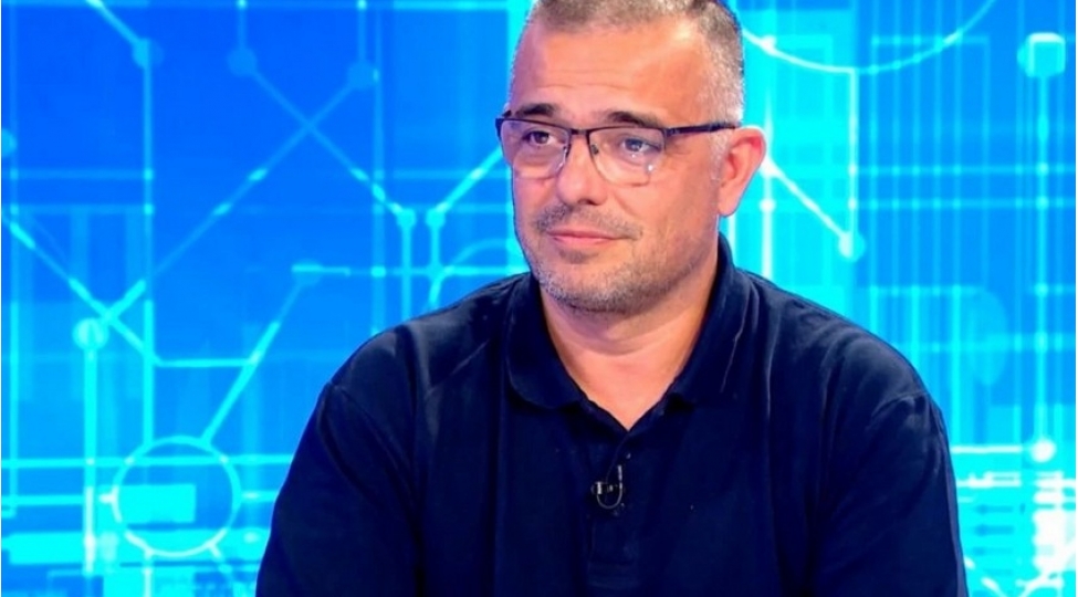 serbiya-futbol-ittifaqinin-vitse-prezidenti-ve-bash-katibi-istefa-verib