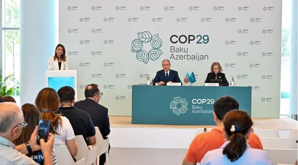 cop29-melumat-merkezi-ziyaretchilerin-istifadesine-verilib-foto