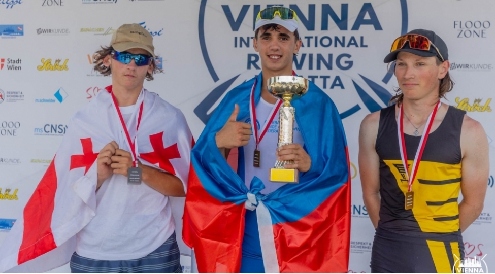 azerbaycan-avarchekenleri-vyanada-5-medal-qazanib