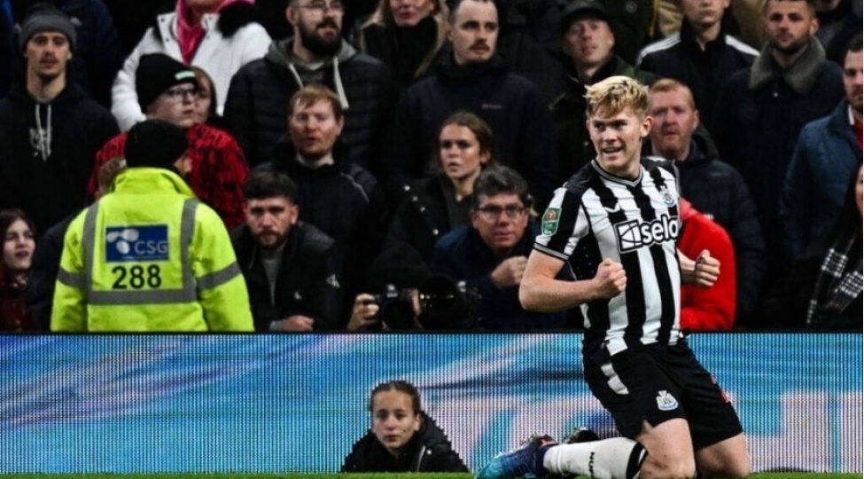 chelsinin-mudafiechisi-nyukasla-transfer-olunub