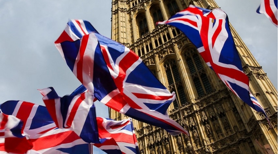 boyuk-britaniyada-parlament-sechkileri-kechirilir