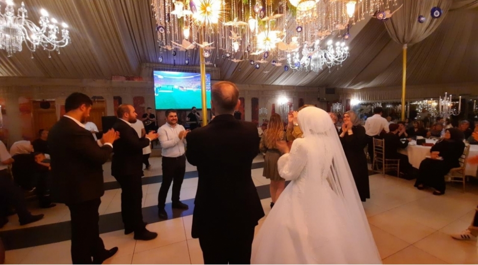 turkiyede-toya-futbol-fasilesi