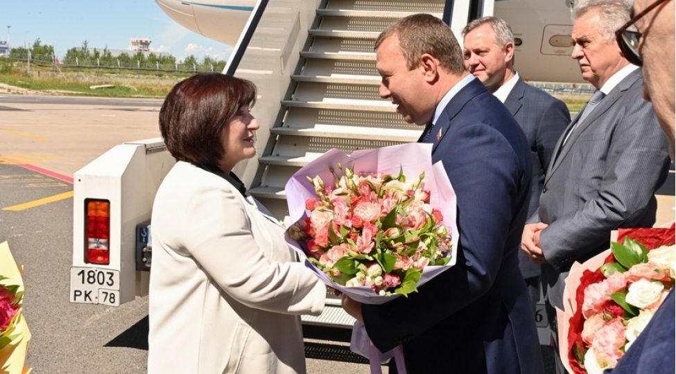 vi-chagirish-milli-meclisin-sedri-sahibe-qafarova-rusiyayagedib