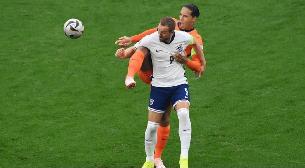 avro-2024-niderland-ingiltere-matchinda-birinci-hisse-basha-chatib