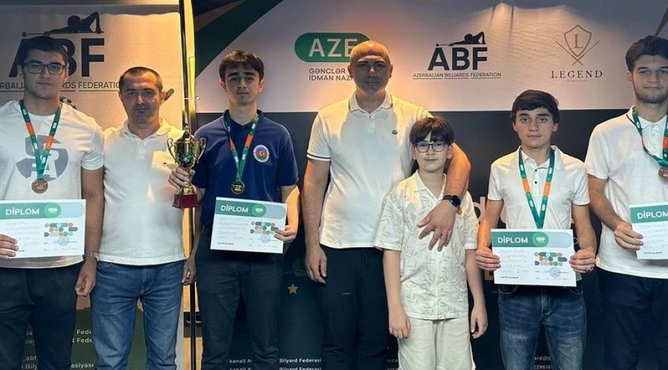 bilyard-uzre-azerbaycan-birinciliyinin-qalibleri-mueyyenleshib