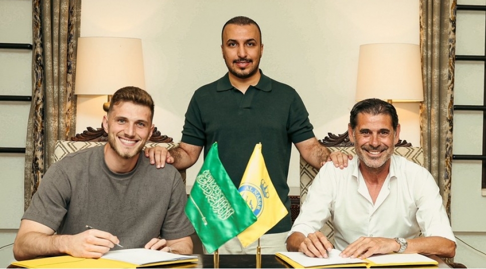 seudiyye-erebistani-klubu-braziliya-millisinin-qapichisi-ile-muqavile-imzalayib