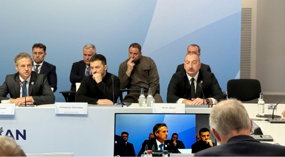 ilham-eliyev-avropa-siyasi-birliyinin-4-cu-zirve-toplantisi-cherchivesinde-enerji-ve-baglanti-movzusunda-deyirmi-masada-chixish-edib-yenilenib