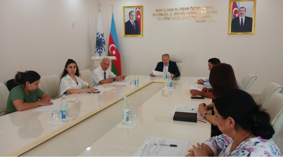 yap-kurdemir-rayon-teshkilatinin-sechki-qerargahinda-imza-toplayacaq-shexslerle-telim-kechirilib