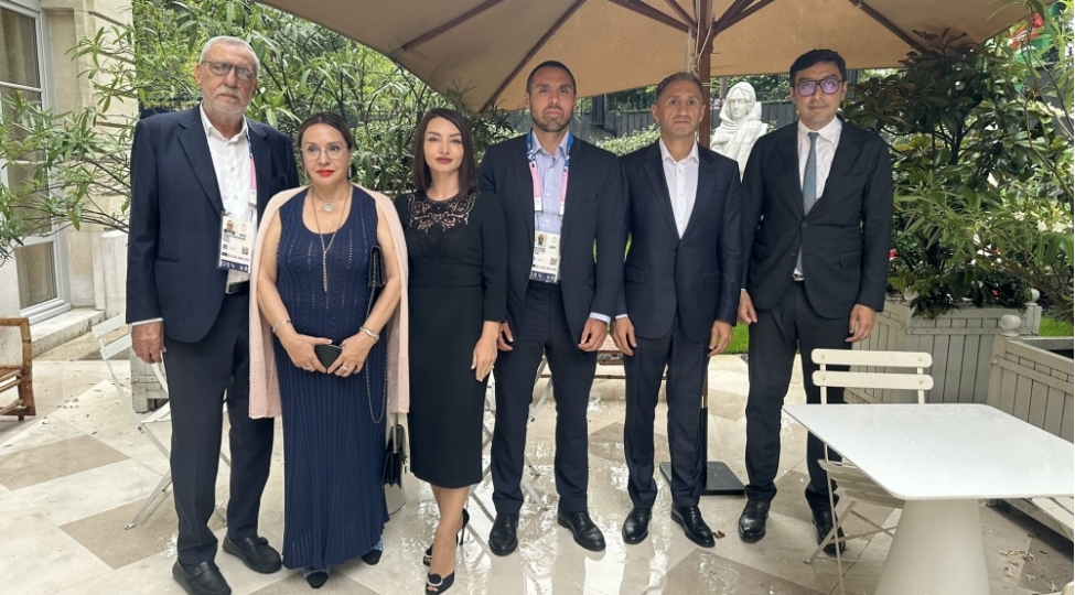 parisde-azerbaycan-olimpiya-evinin-achilishi-olub-yenilenib