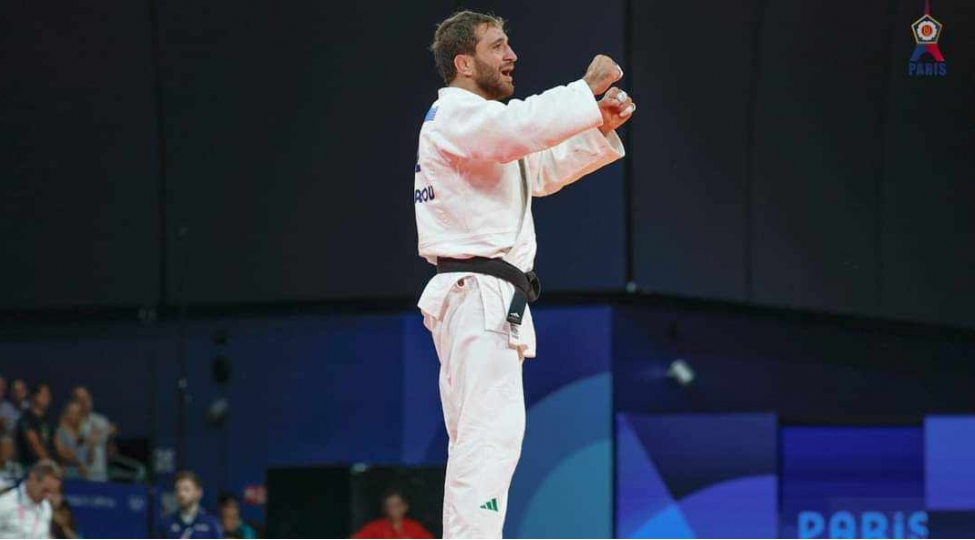 parisde-zefer-qazanan-chempion-fotolar