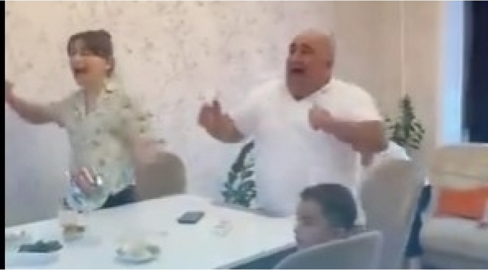 hidayetin-ailesinin-sevinci-video