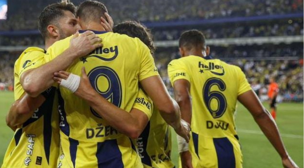 fenerbagcha-isvechre-klubuna-qalib-gelerek-novbeti-merheleye-adlayib