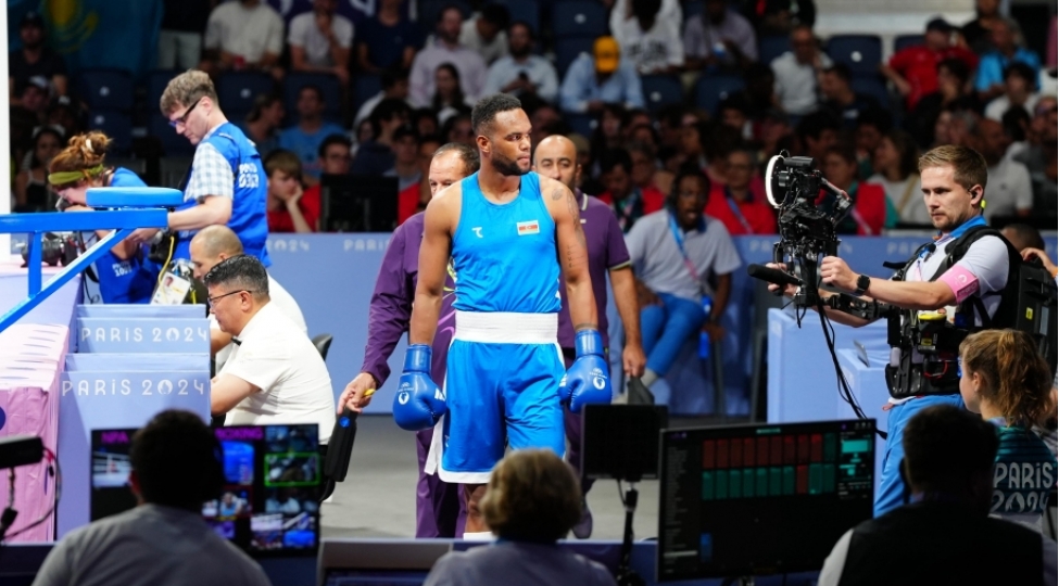 azerbaycan-himnini-parisde-seslendirmek-isteyirem-alfonso-dominqes