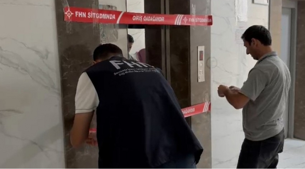 fhn-bakida-qezali-veziyyete-dushen-choxmertebeli-binanin-liftinin-istismarini-dayandirilib-fotovideo