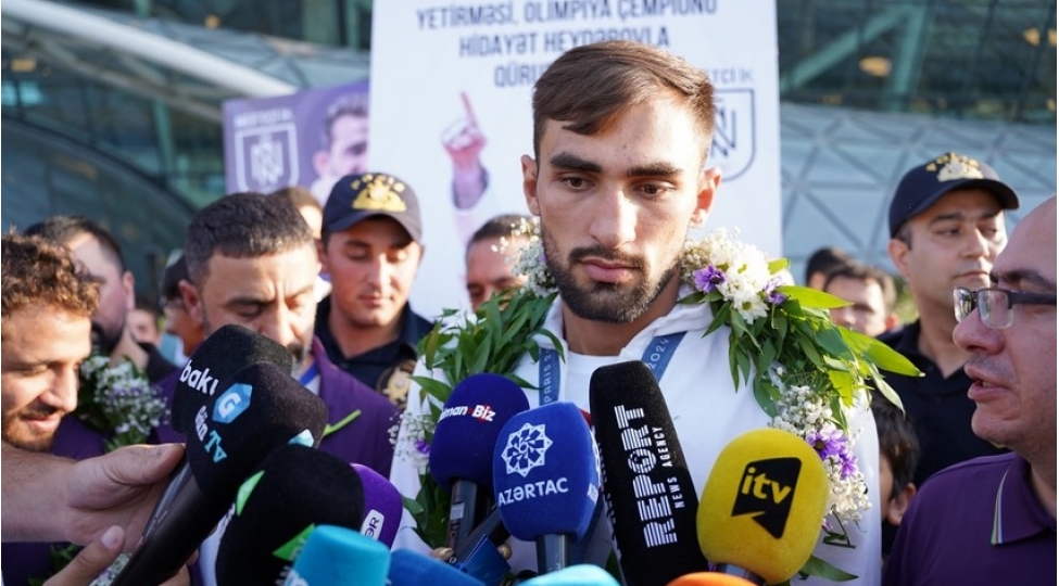 kotsoyev-sevincden-uch-gundur-yatmiram