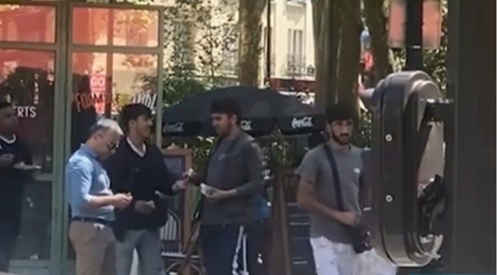 aztv-emekdashina-paris-kuchelerinde-narkotik-teklif-etdiler-anbaan-goruntuler