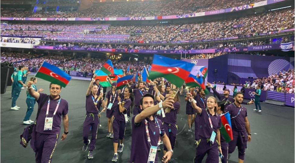 paris-yay-olimpiya-oyunlarinin-baglanish-merasimi-kechirilir