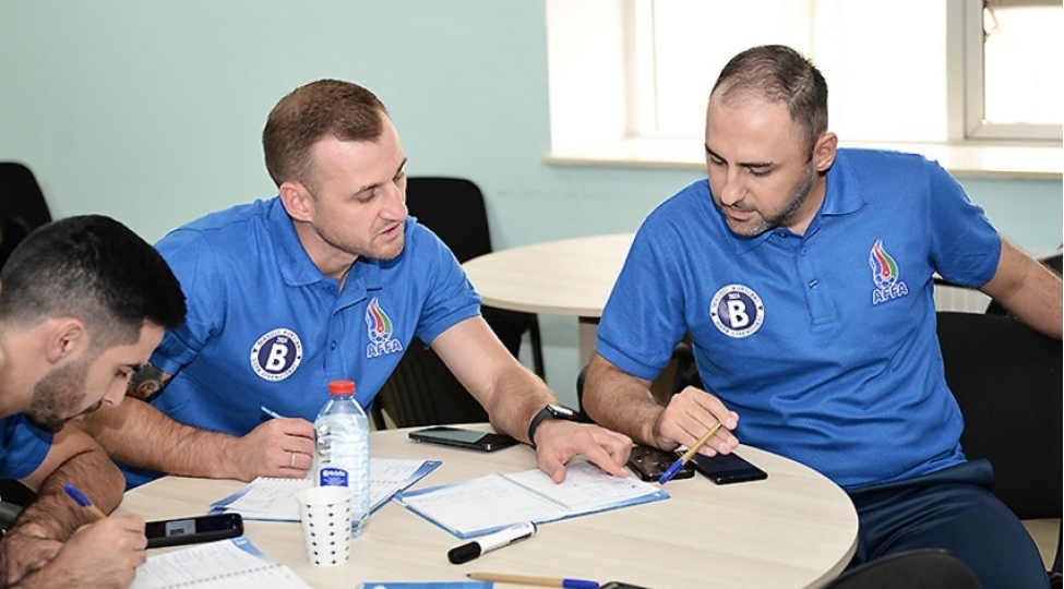 azerbaycan-millisinin-sabiq-futbolchulari-meshqchi-kursuna-qatiliblar