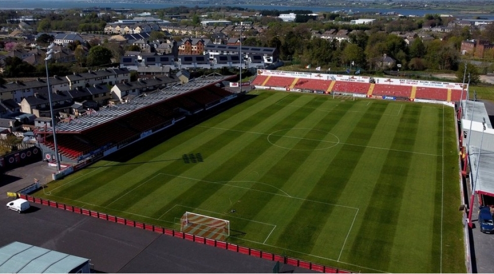 shimali-irlandiya-azerbaycan-matchinin-kechirileceyi-stadion-achiqlanib